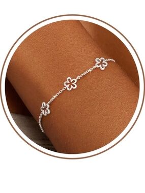 Silver Flower Chain Bracelet - Delicate Daisy Link